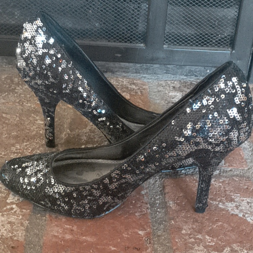 White House Black Market Athena Sequin Black 4" Heels - Picture 6 of 8